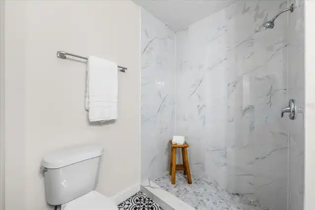 Listing Photo 23