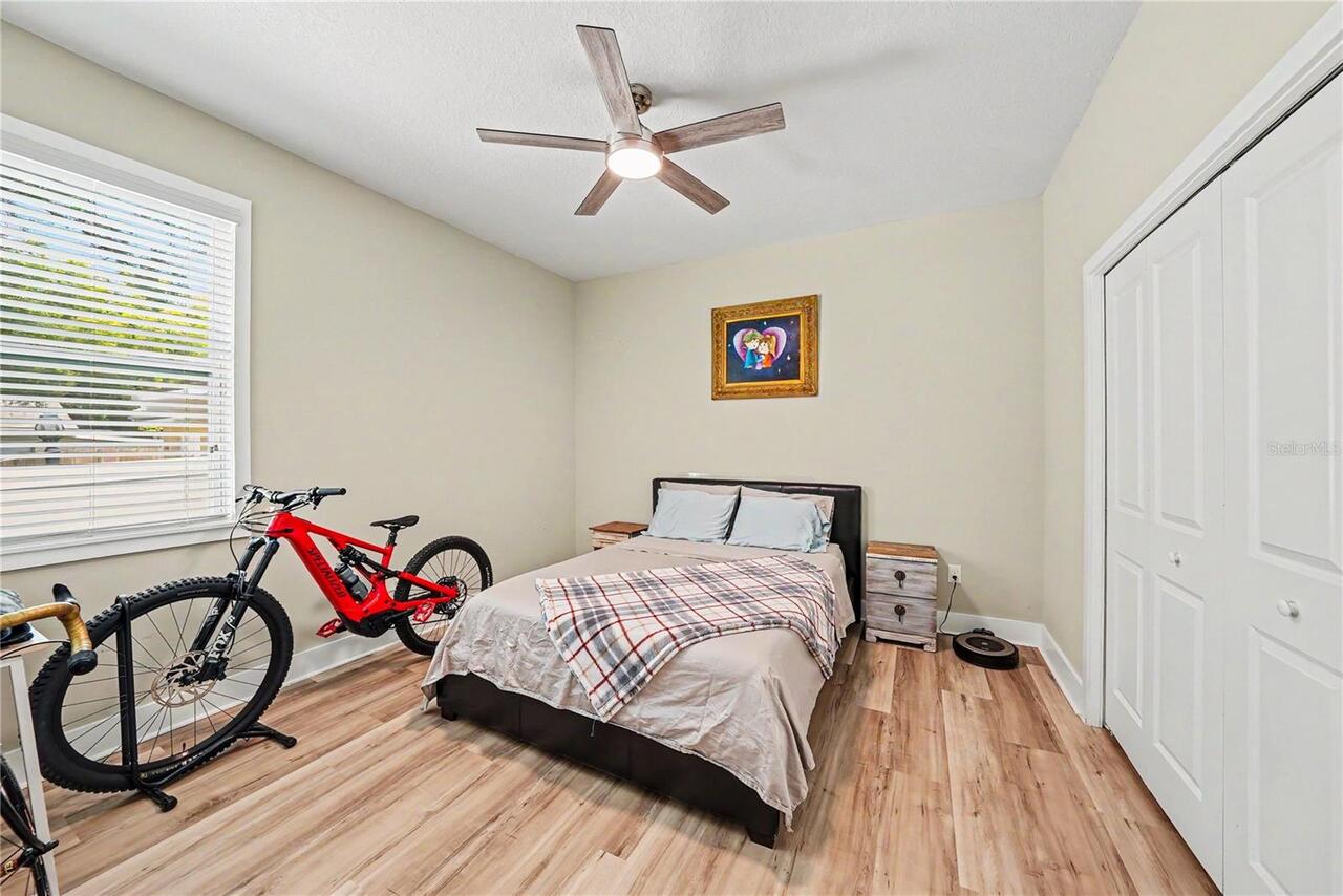 Listing Photo 20