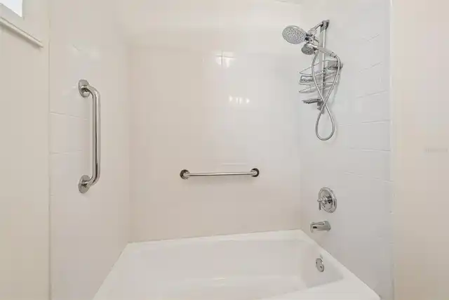 Listing Photo 28