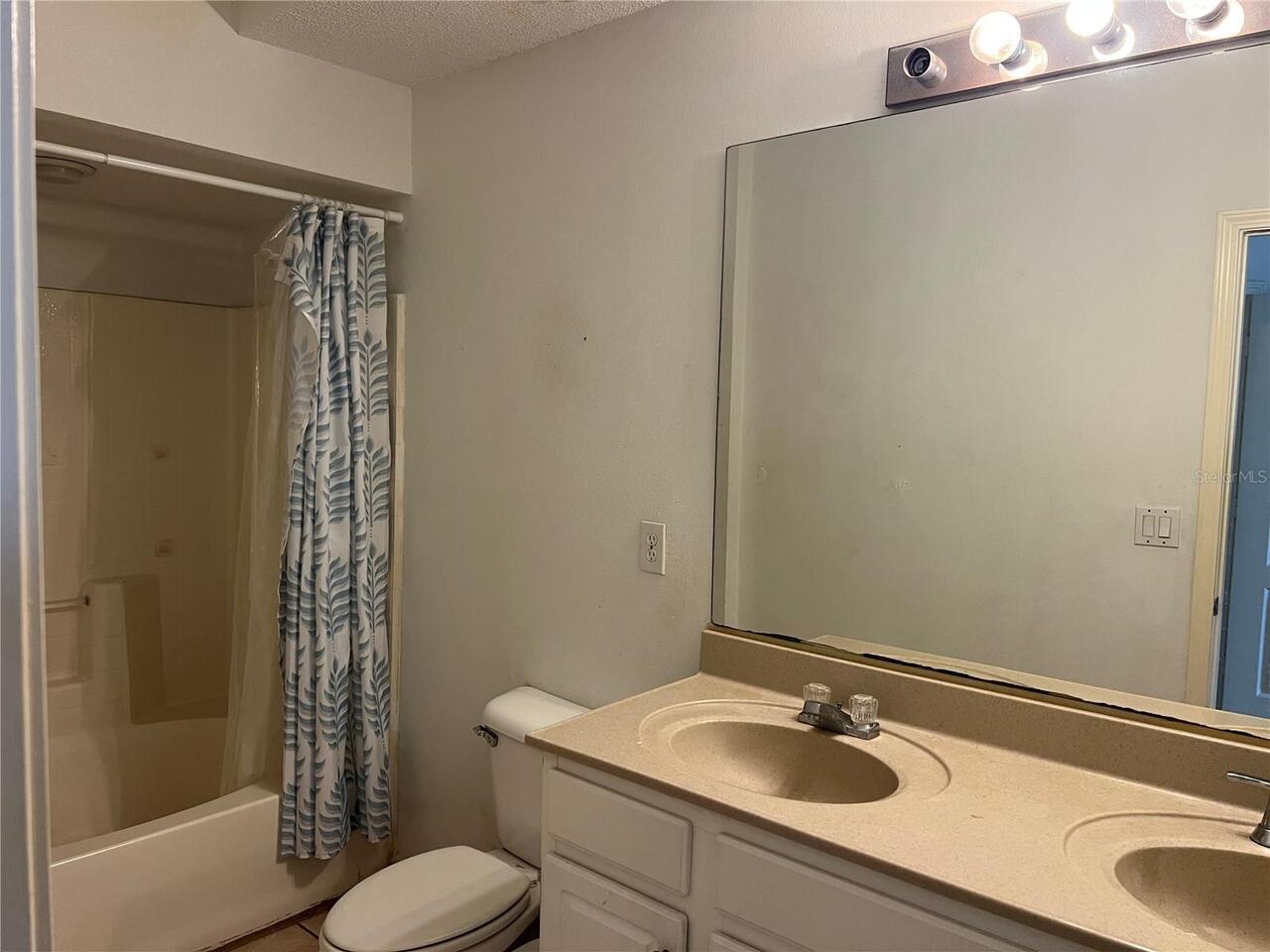 Listing Photo 9