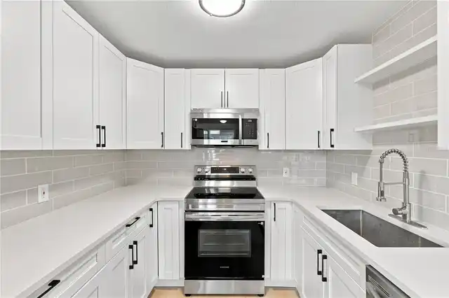 Listing Photo 5