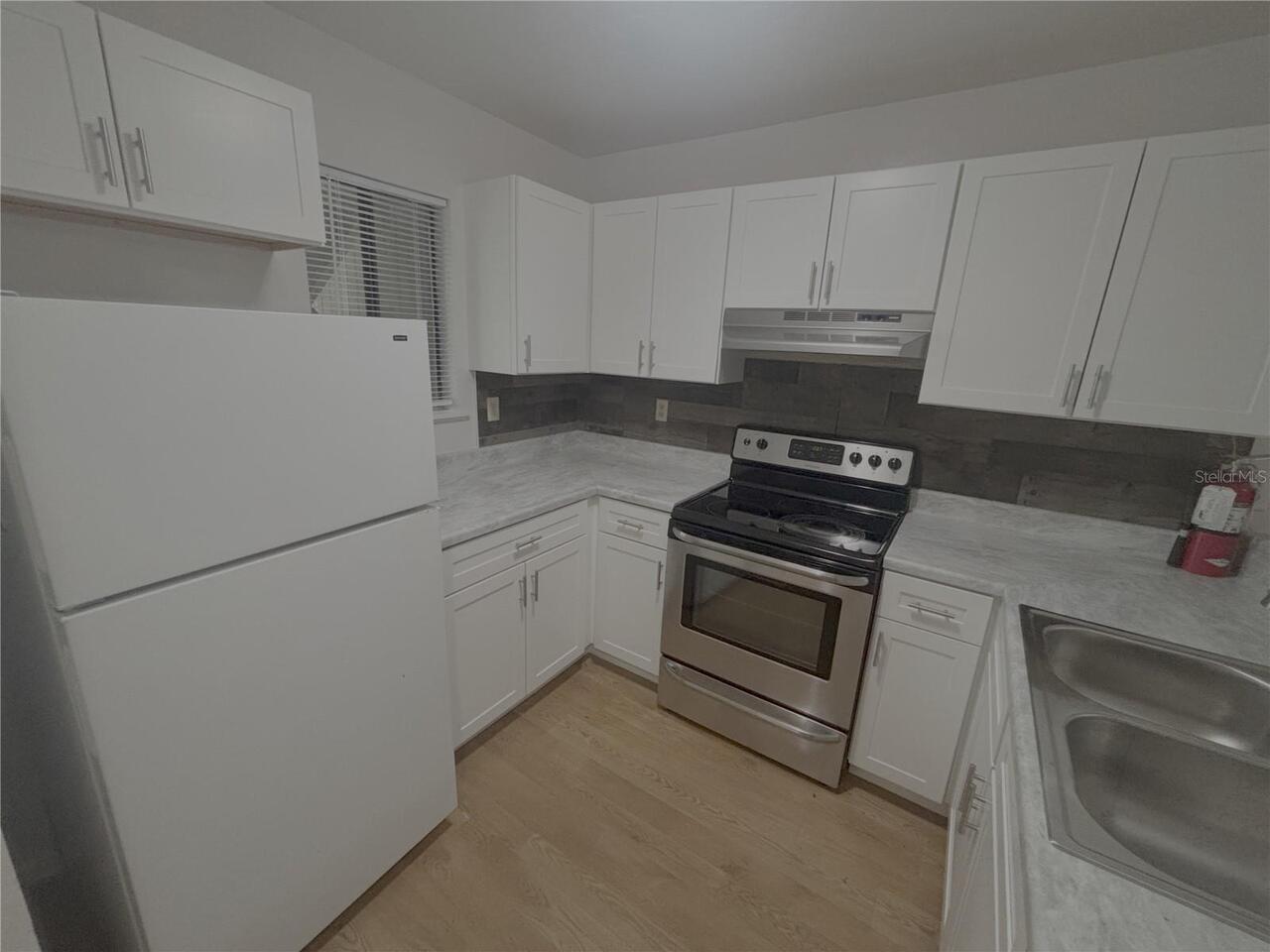Listing Photo 7