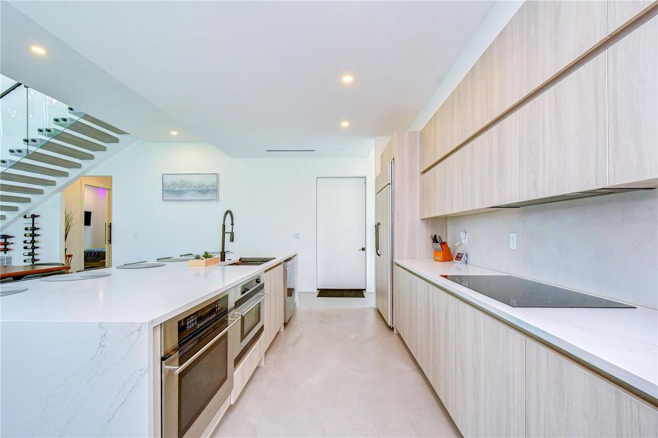 Listing Photo 16