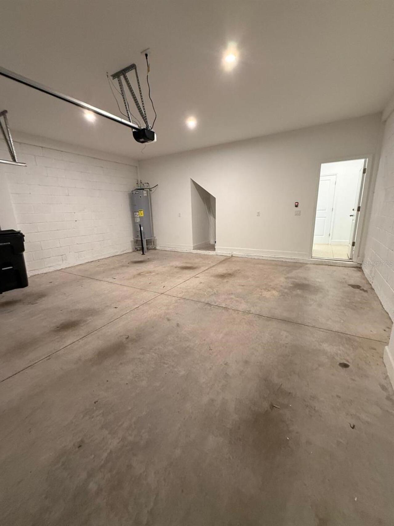 Listing Photo 11