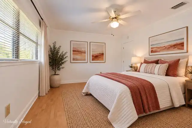 Listing Photo 16