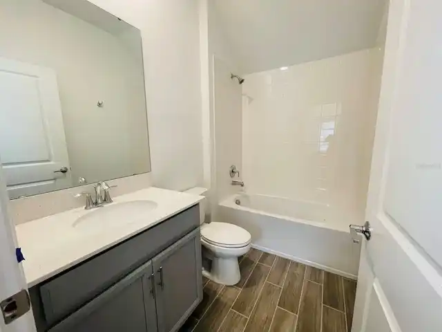 Listing Photo 18