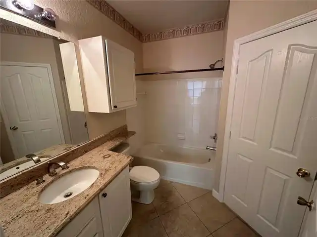 Listing Photo 10