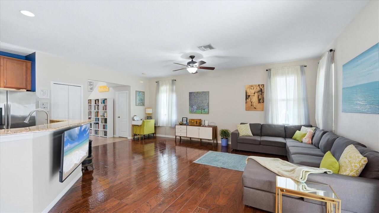 Listing Photo 8