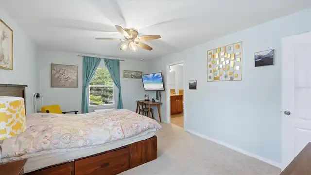 Listing Photo 19