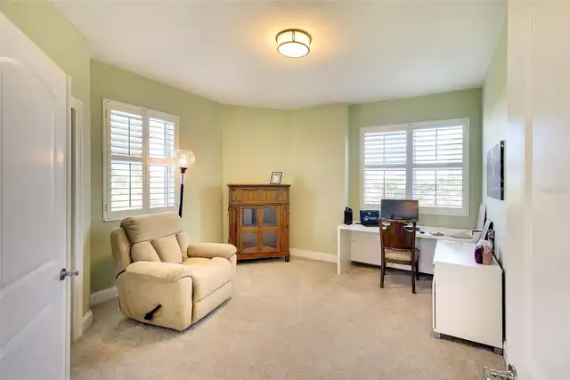 Listing Photo 7