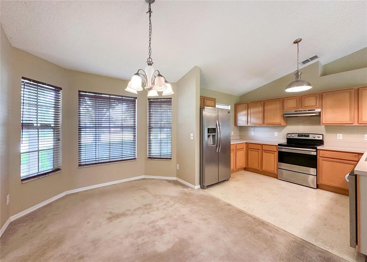 Listing Photo 10
