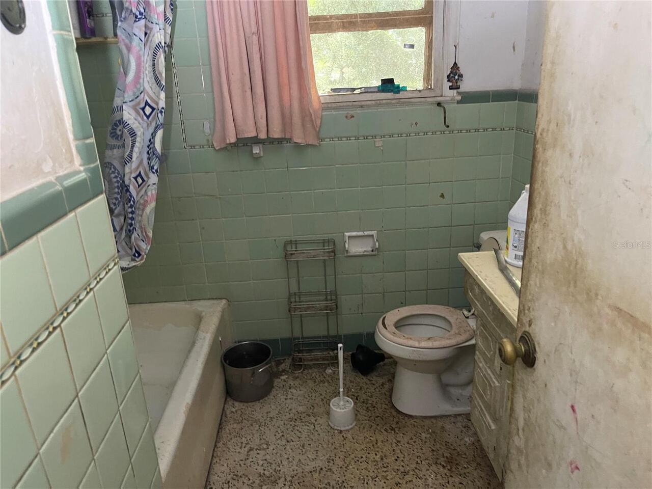 Listing Photo 8