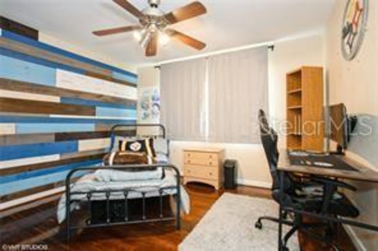 Listing Photo 17