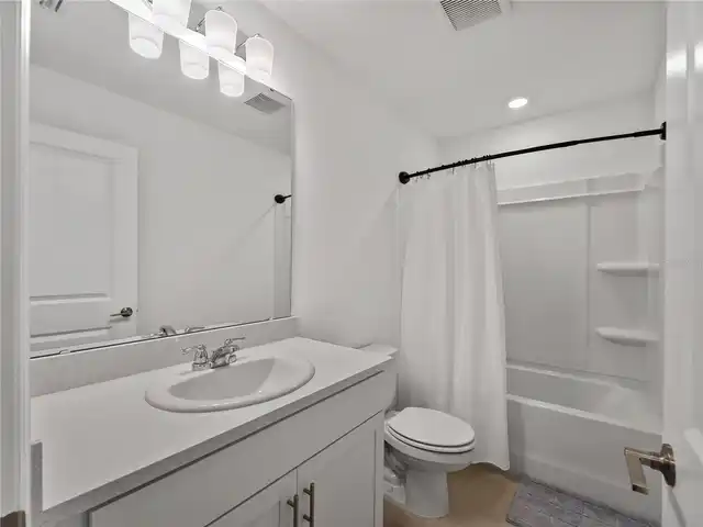 Listing Photo 17