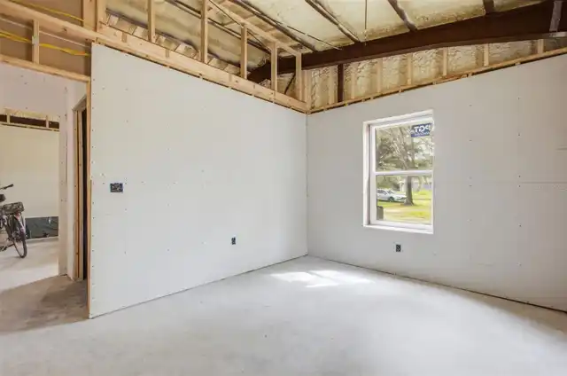 Listing Photo 13