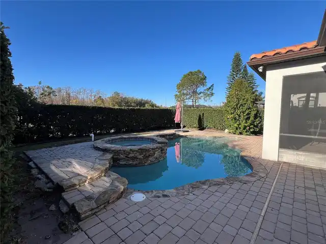 Listing Photo 18
