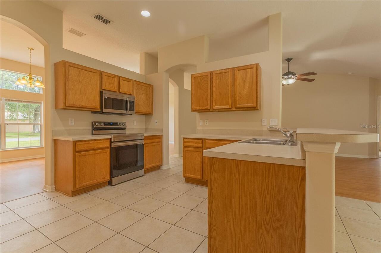 Listing Photo 14