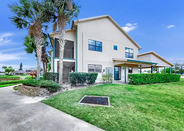 Listing Photo 8