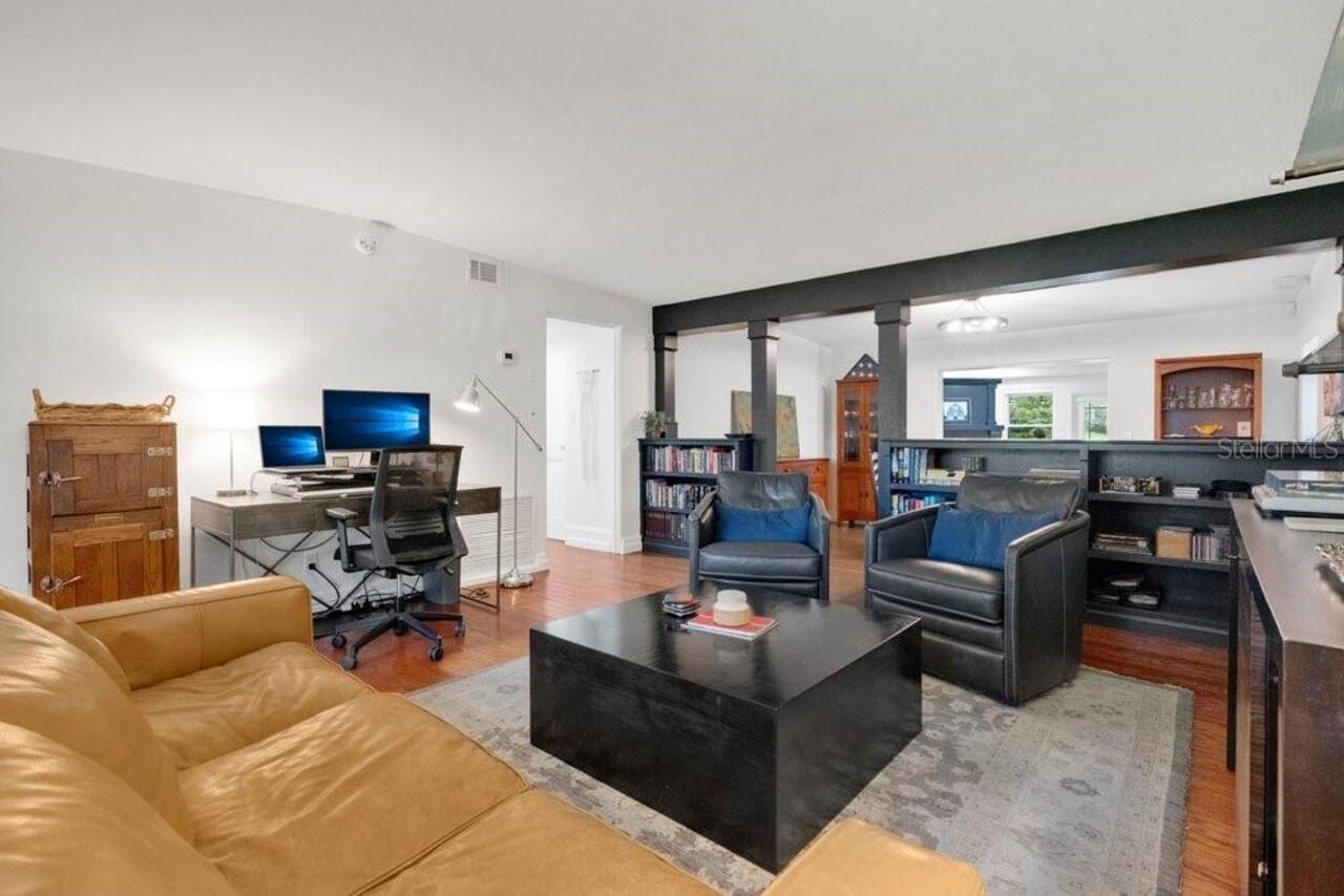 Listing Photo 11