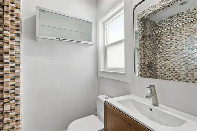 Listing Photo 25