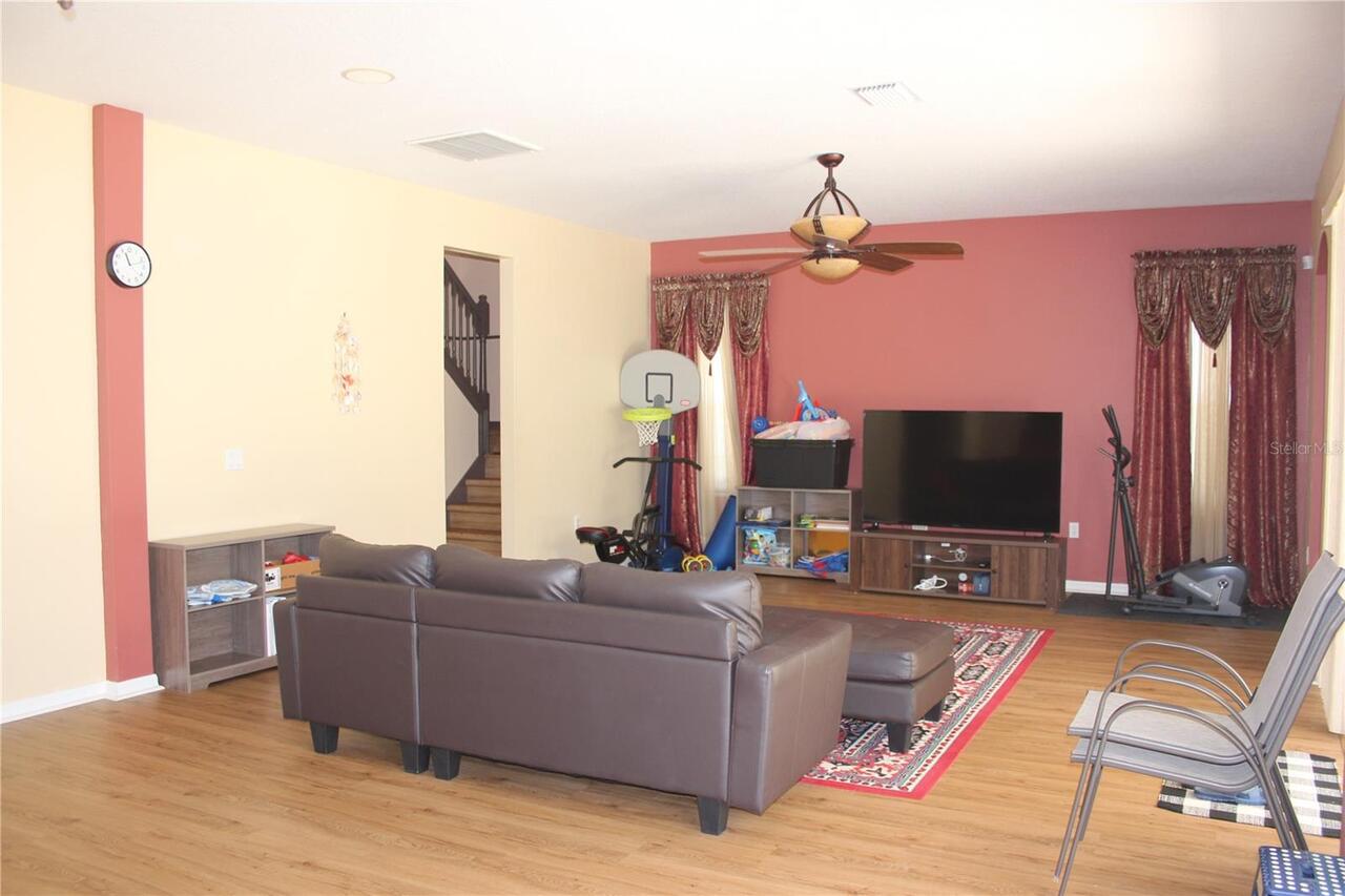 Listing Photo 33
