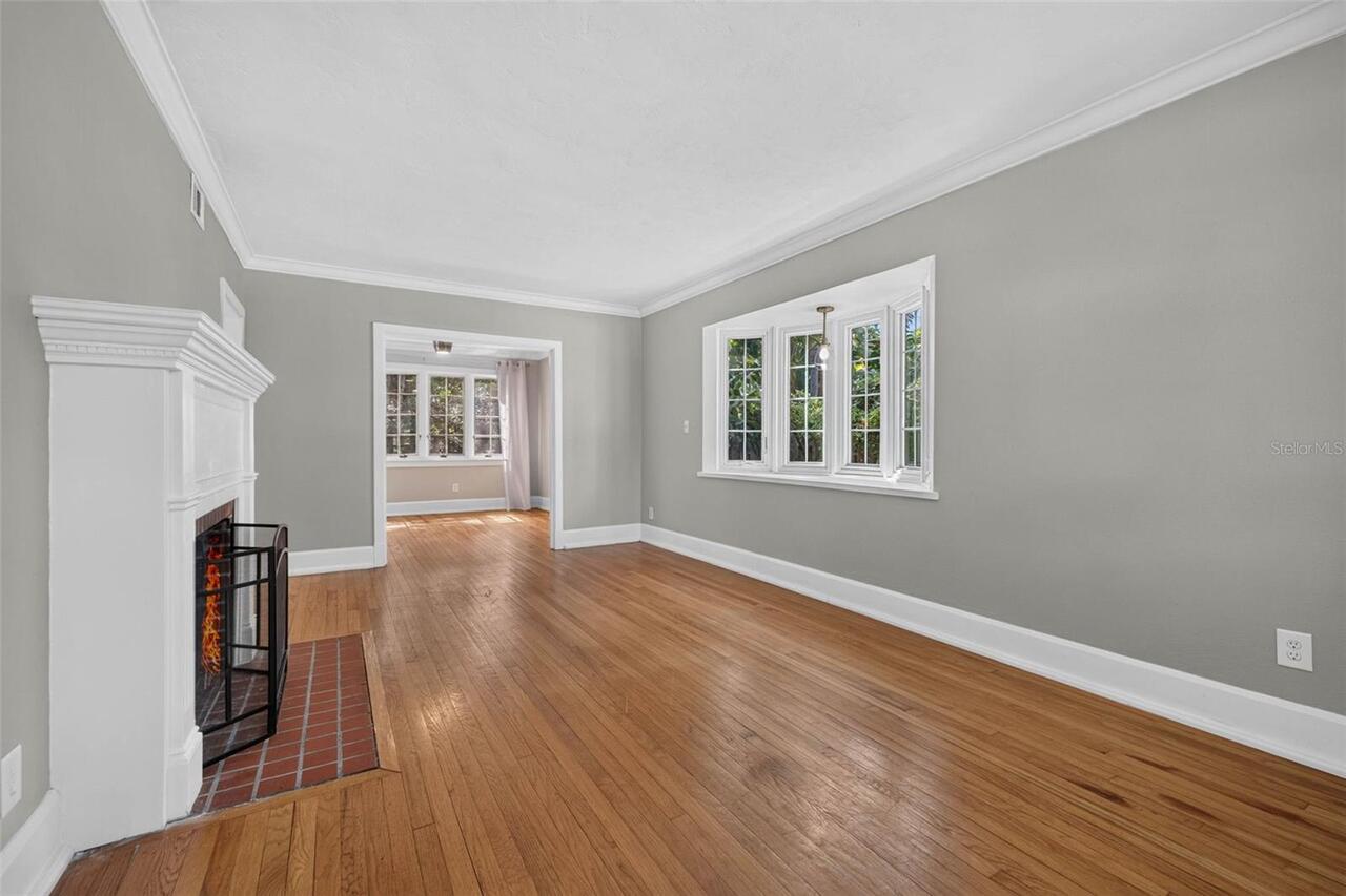 Listing Photo 8