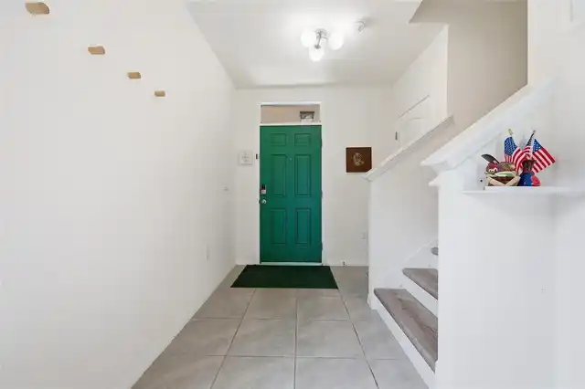 Listing Photo 11