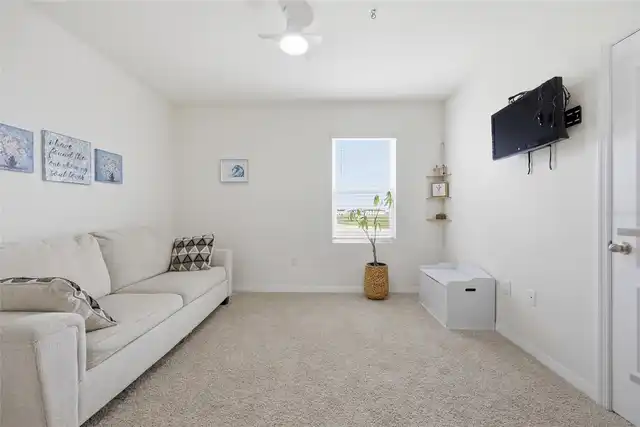 Listing Photo 37