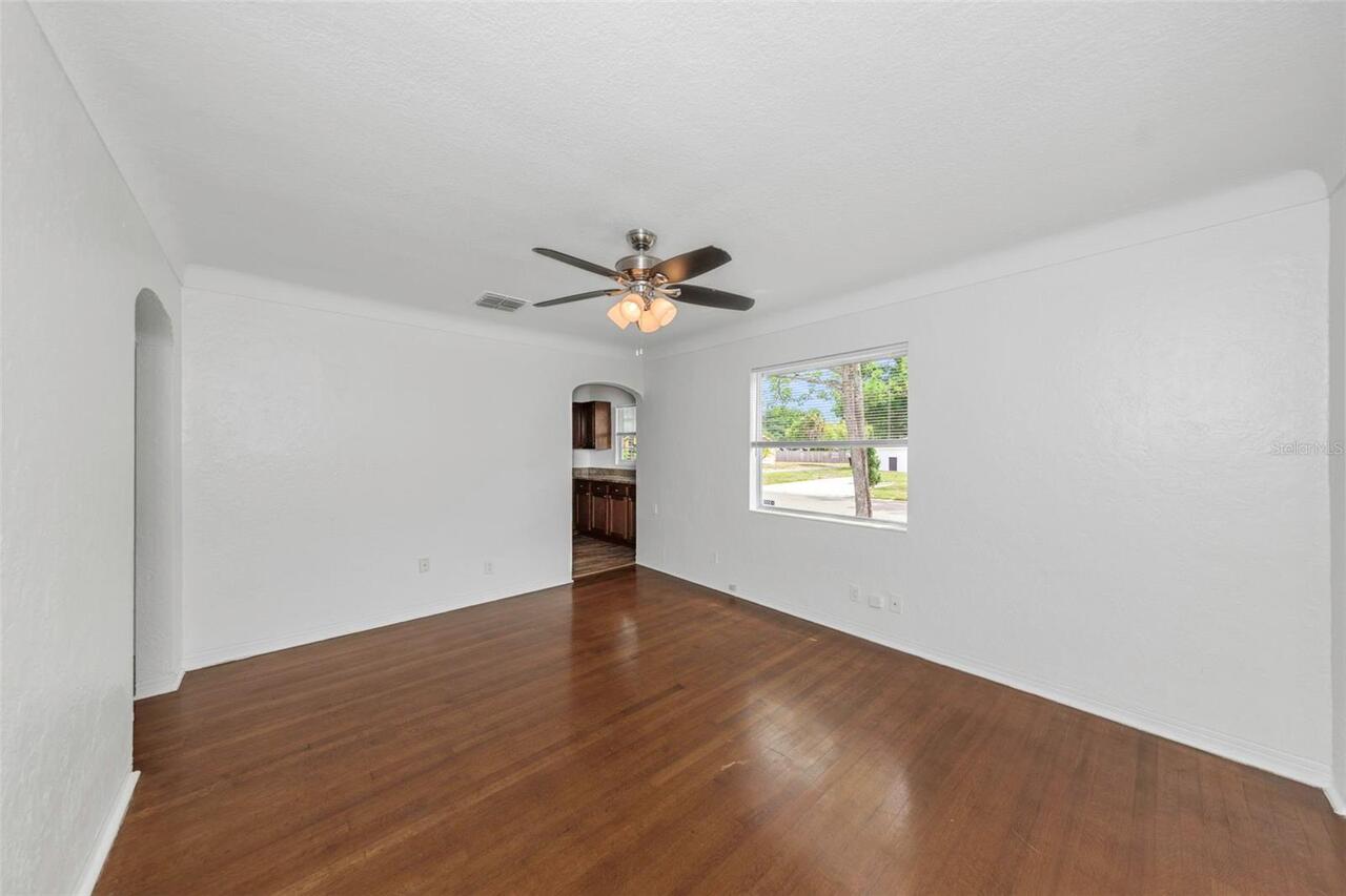 Listing Photo 7