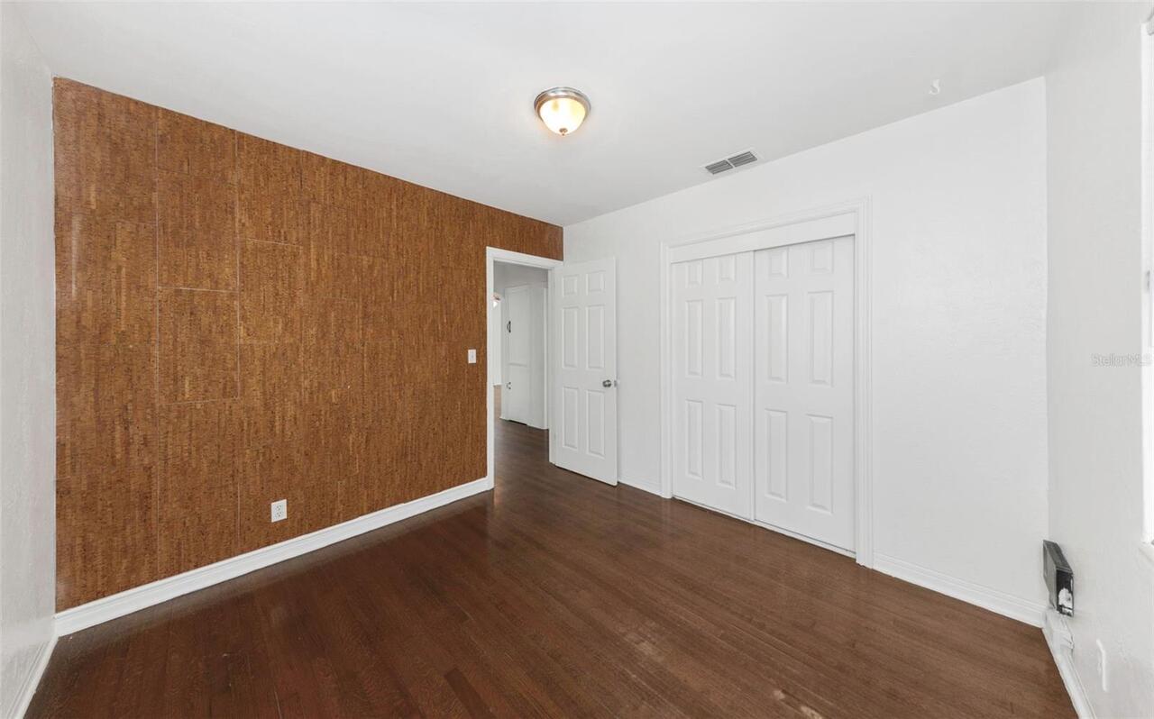 Listing Photo 28