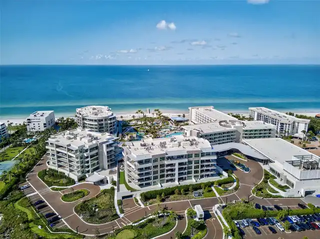2BR, Home, 2BA, $4,290,000
Read More