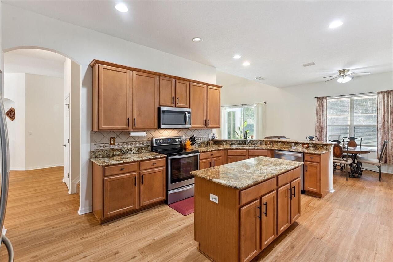 Listing Photo 17
