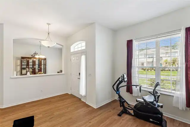 Listing Photo 7