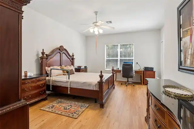 Listing Photo 29