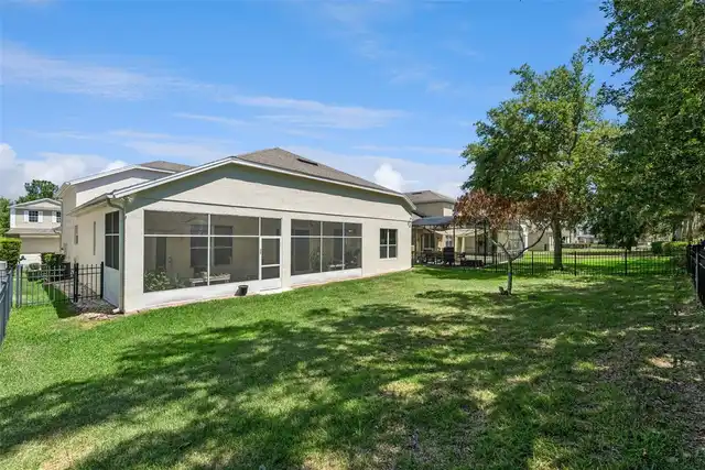 Listing Photo 43