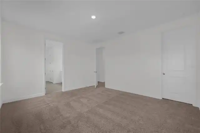 Listing Photo 14