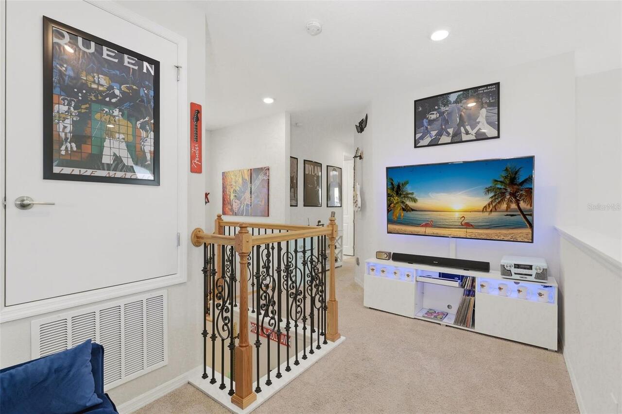 Listing Photo 17