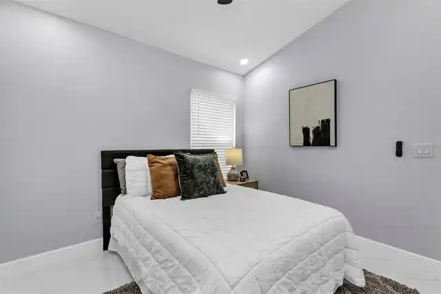 Listing Photo 26