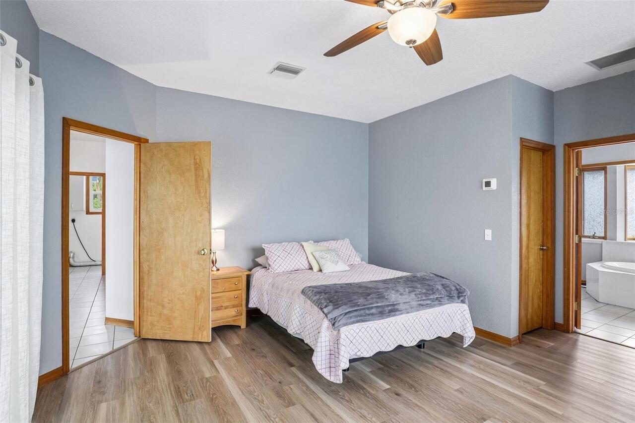Listing Photo 20