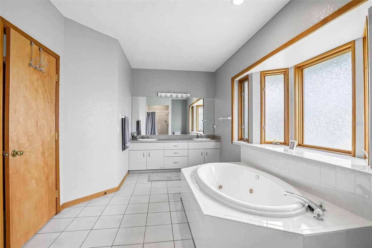 Listing Photo 22
