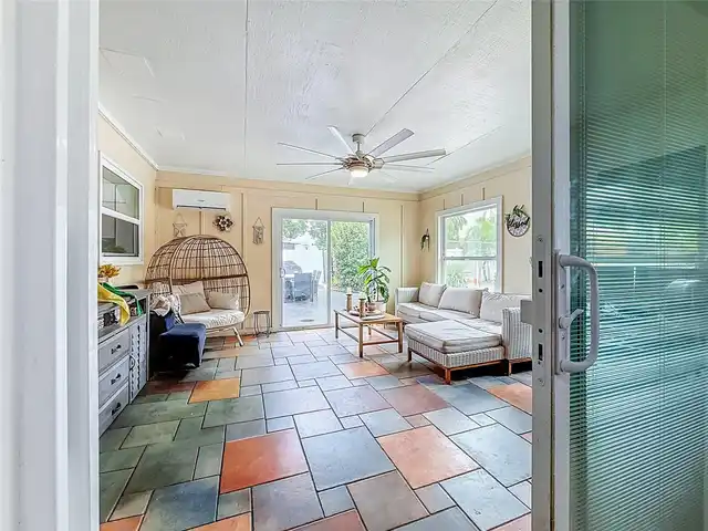 Listing Photo 32