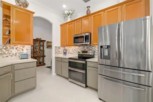 Listing Photo 17