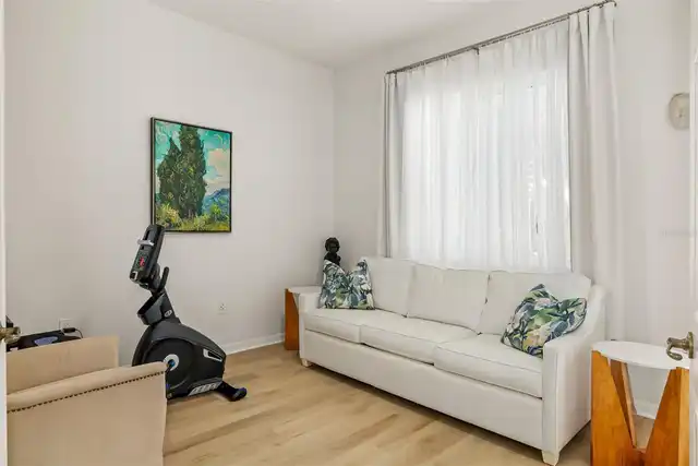 Listing Photo 28