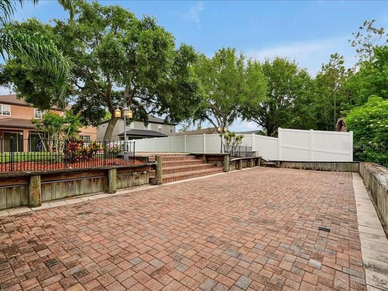 Listing Photo 27