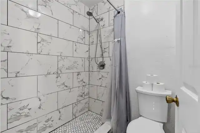 Listing Photo 38