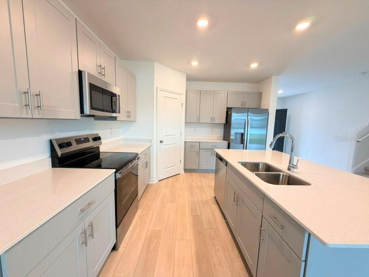 Listing Photo 7