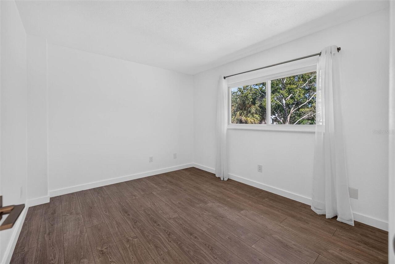 Listing Photo 29