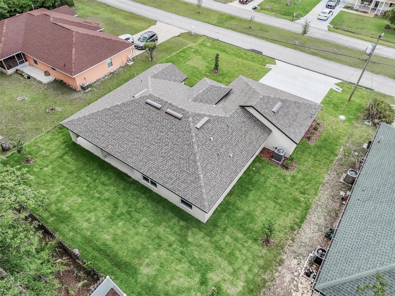 Listing Photo 10