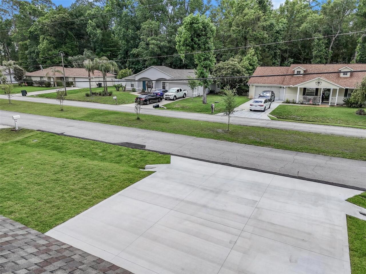 Listing Photo 11