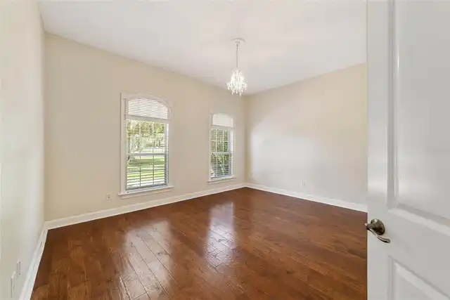 Listing Photo 32